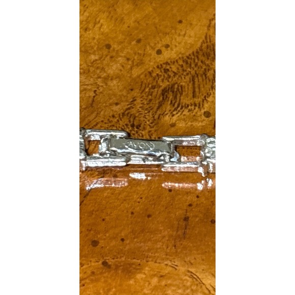 Vintage Avon Silver Tone Tennis Bracelet Garnet And Clear Rhinestone 8.5" - Picture 5 of 5